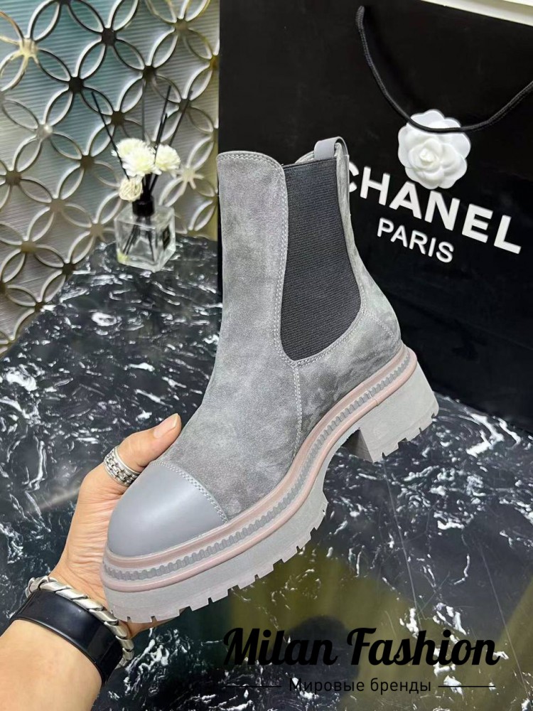 Ботинки  Chanel V13683. Вид 2
