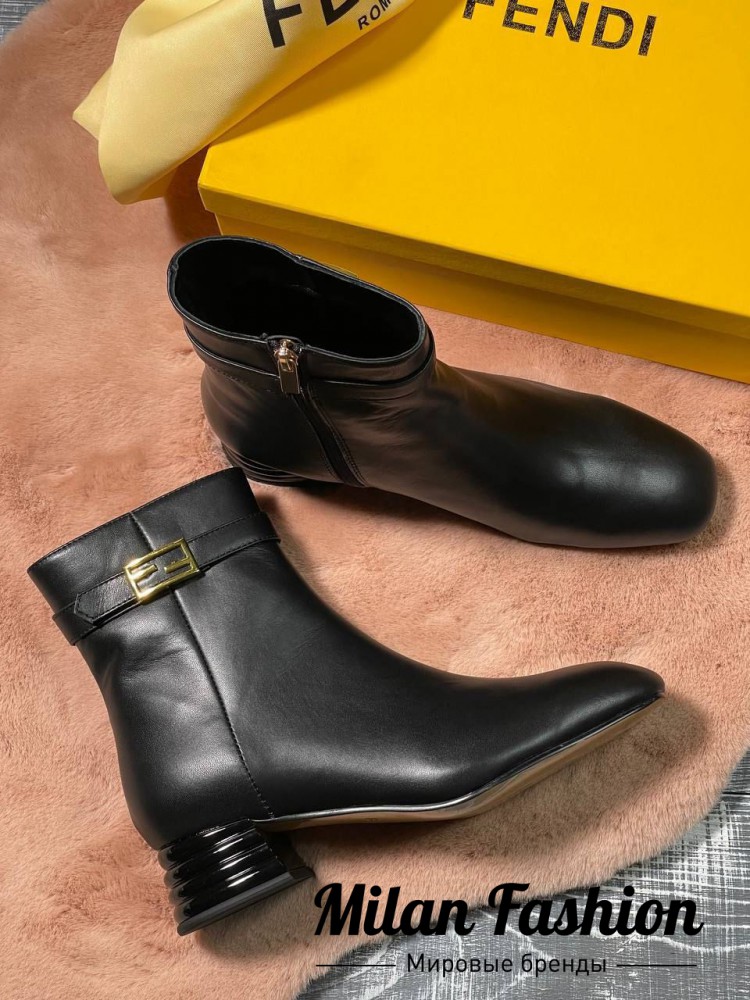 Ботинки  Fendi V10516. Вид 3