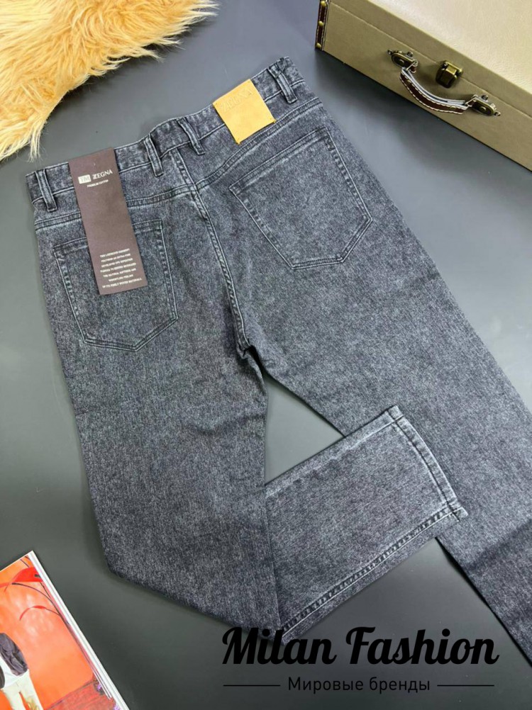 Джинсы  ZEGNA V13806. Вид 3