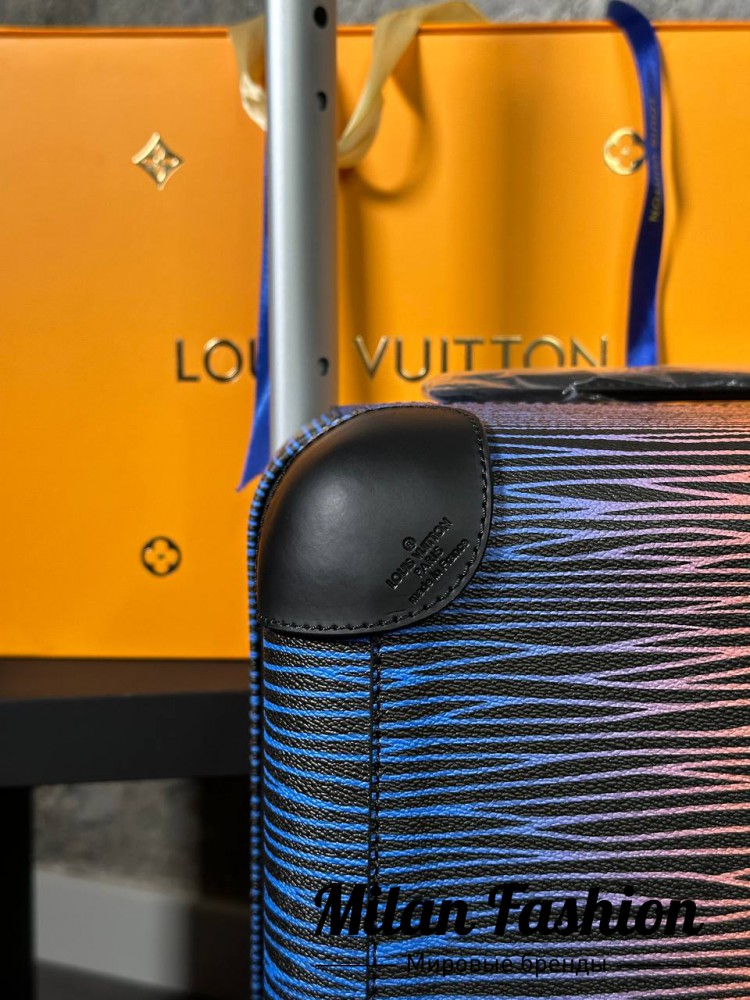 Чемодан  Louis Vuitton V35055. Вид 5