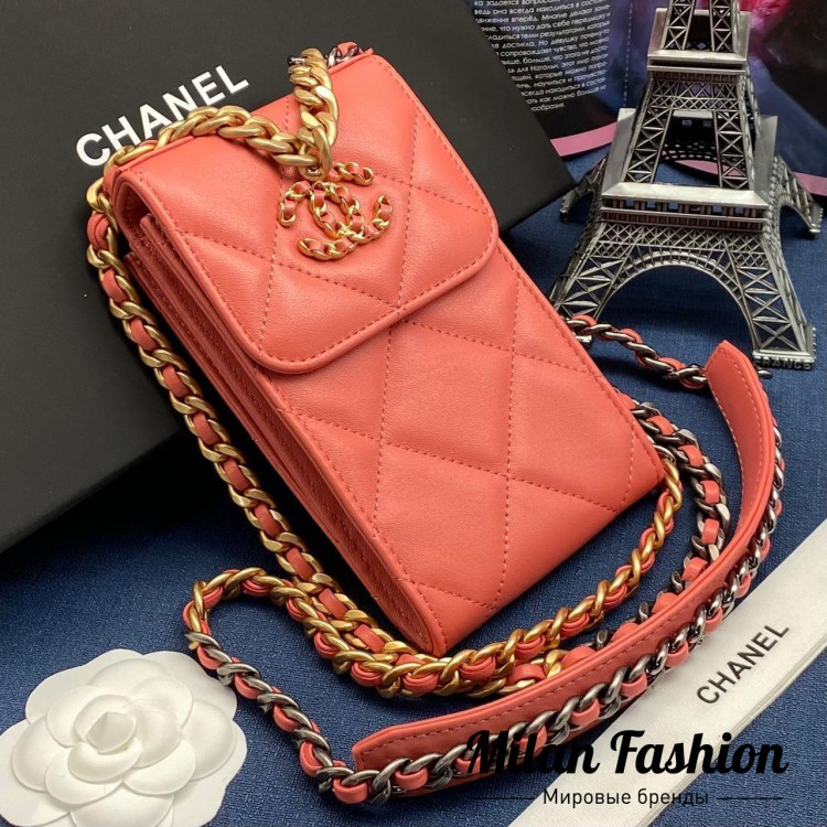 Сумка под телефон  Chanel V6909. Вид 2