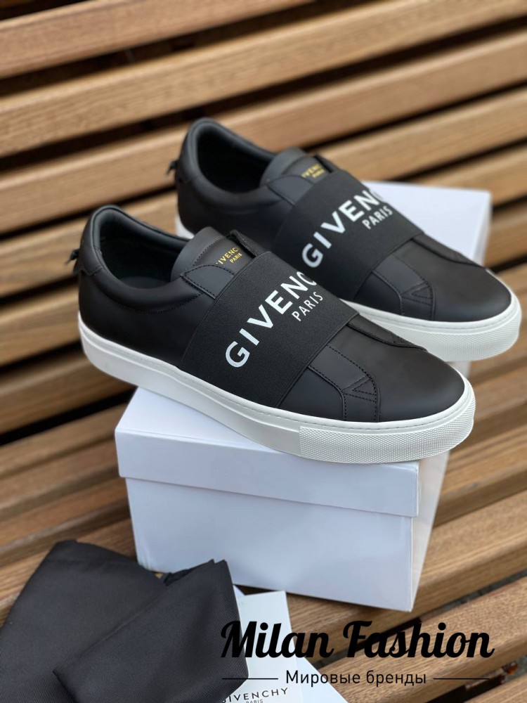 Кроссовки  Givenchy V13733. Вид 1