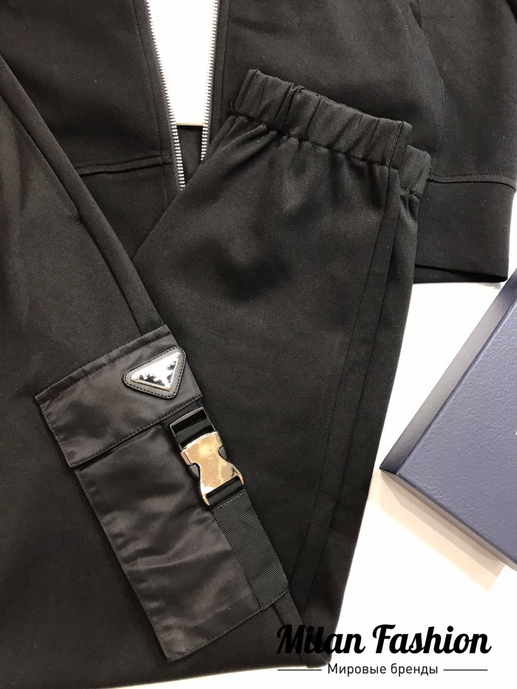 Спортивный костюм  Prada V10496. Вид 2