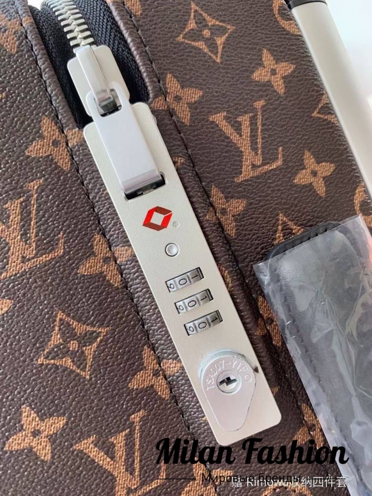 Чемодан  Louis Vuitton V13689. Вид 7