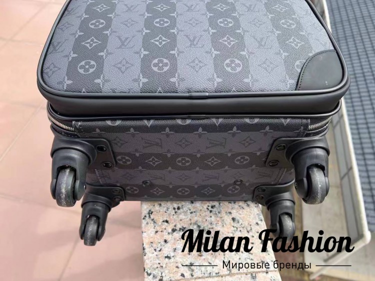 Чемодан  Louis Vuitton V31309. Вид 5