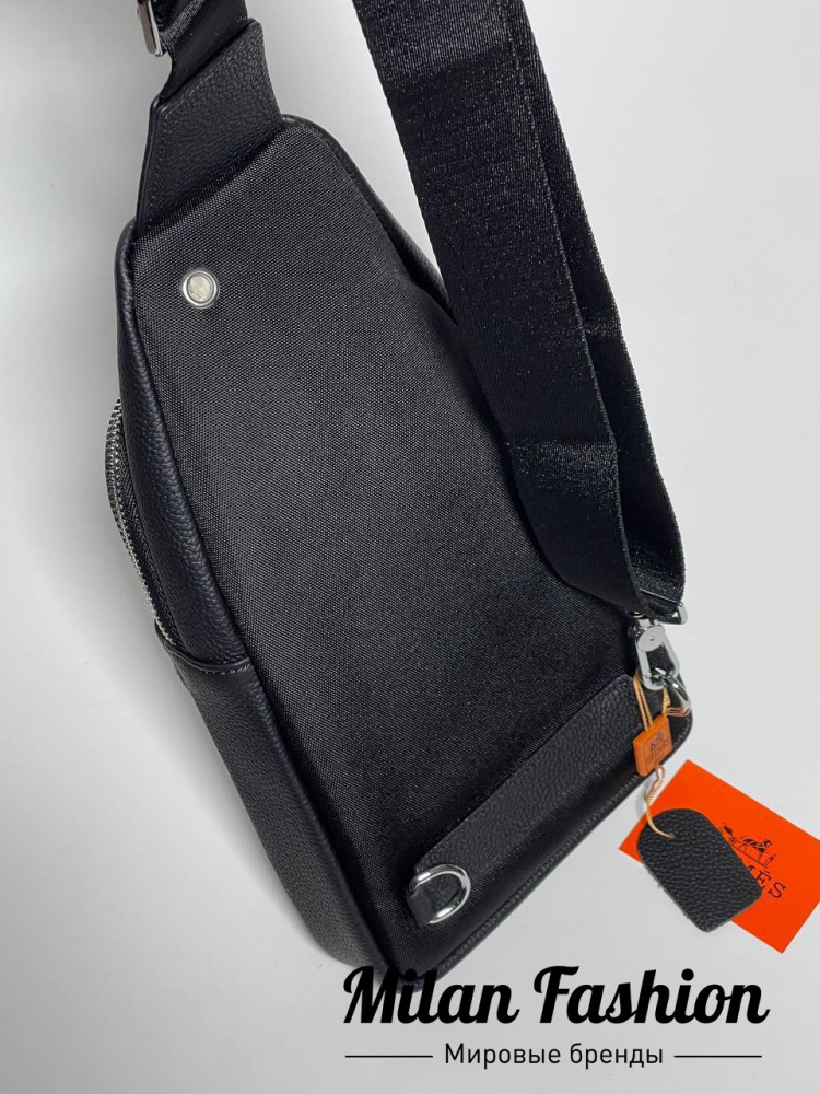Нагрудная сумка  Hermes V35860. Вид 3