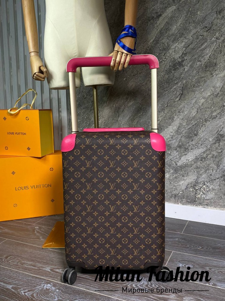 Чемодан  Louis Vuitton V33552. Вид 1