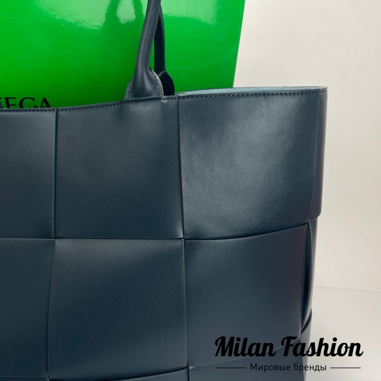 Сумка  Veneta Arco Tote  Bottega Veneta V33712. Вид 4