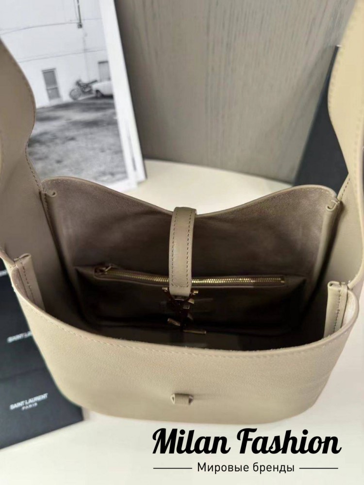 Сумка  Yves Saint Laurent V33550. Вид 9