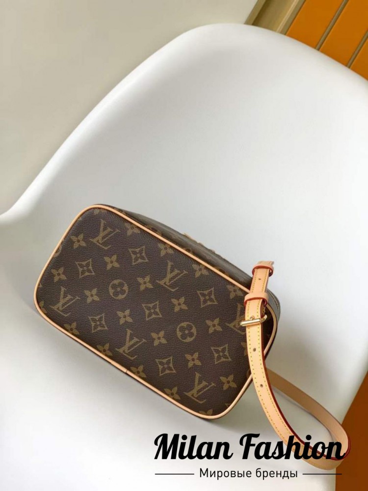 Косметичка  Louis Vuitton V33171. Вид 3