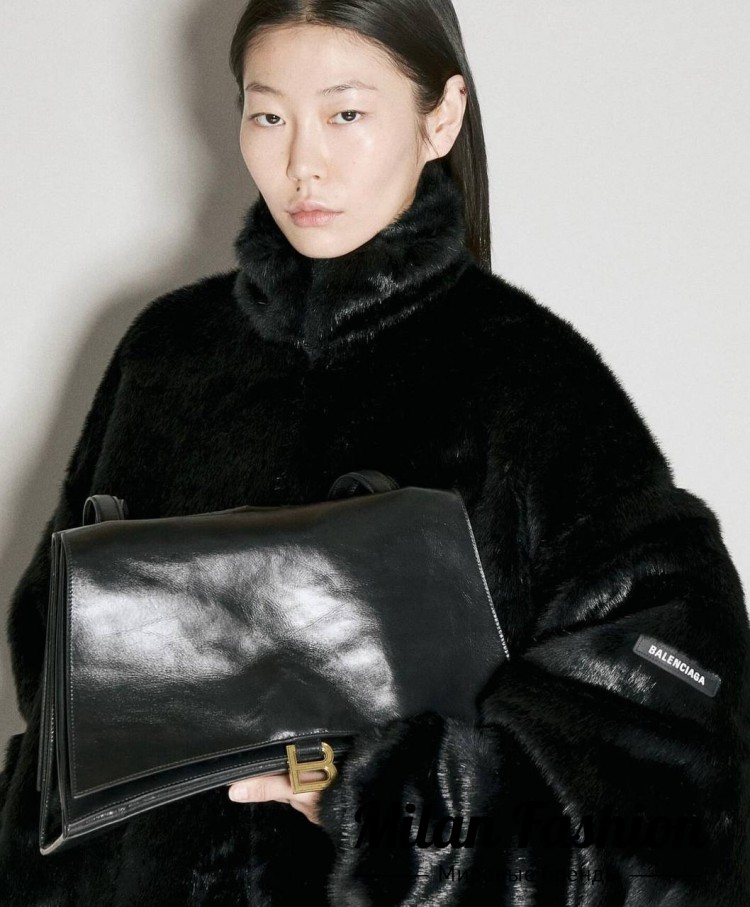 Сумка  Balenciaga V52542. Вид 4