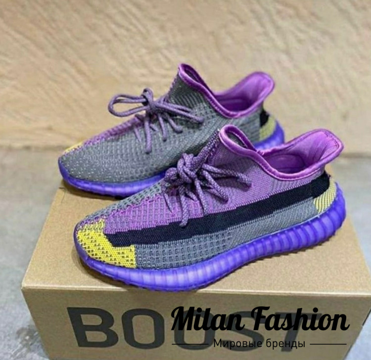 Кроссовки Adidas Yeezy Boost v1872. Вид 1