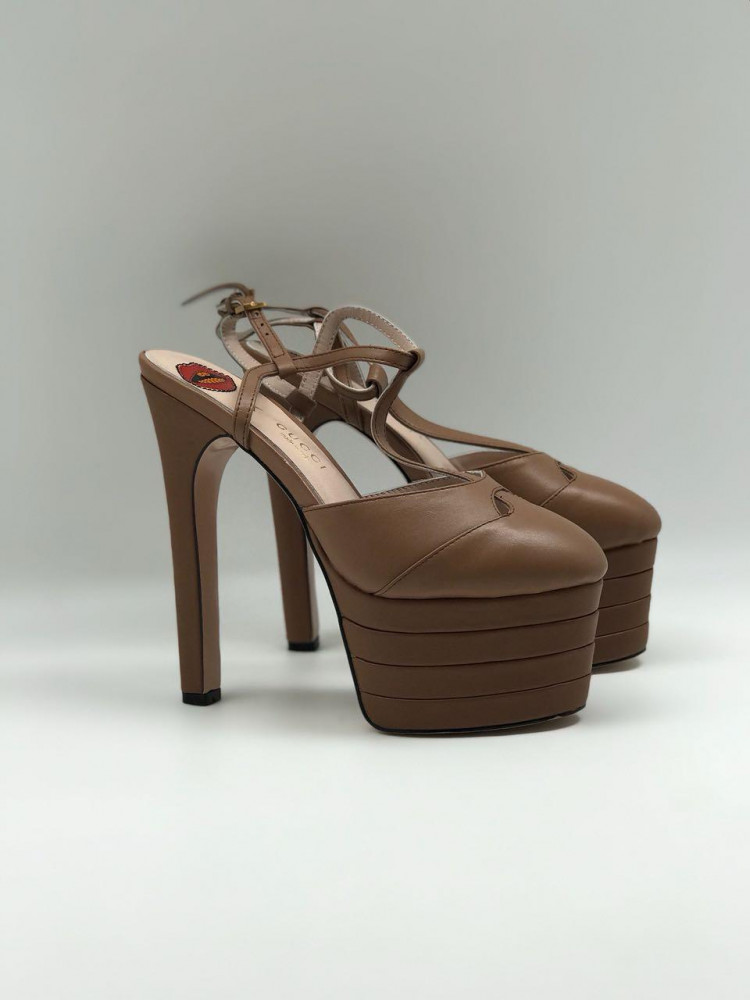 Босоножки Gucci V2764. Вид 1