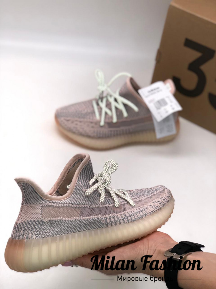 Кроссовки Adidas Yeezy Boost 2739. Вид 1