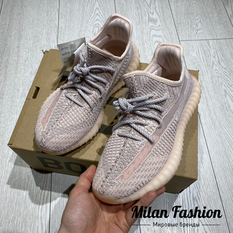 Кроссовки Adidas Yeezy Boost V4703. Вид 1
