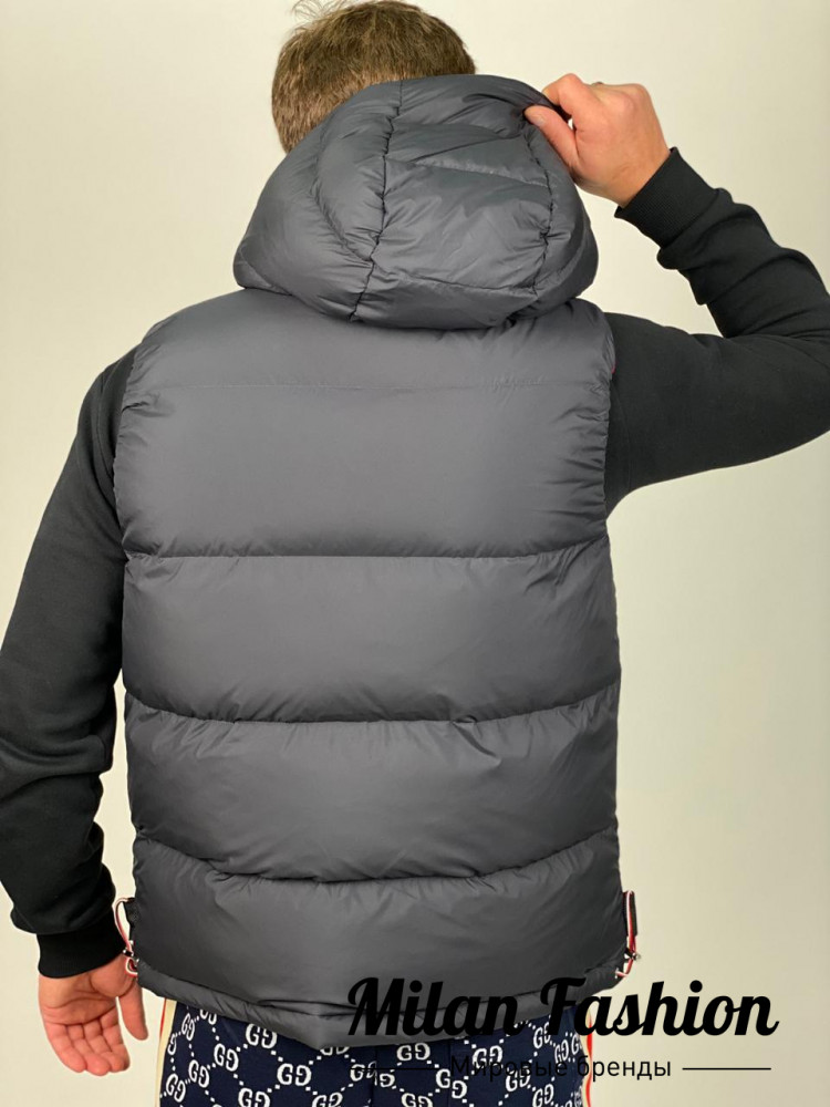 Жилет двухсторонний  Moncler V4911. Вид 5