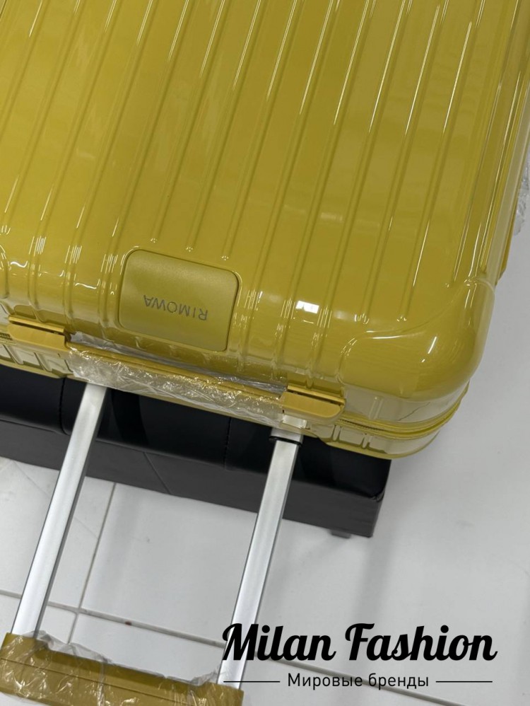 Чемодан Rimova  … V52536. Вид 4