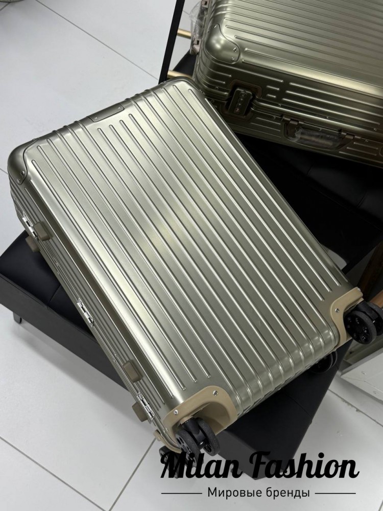 Чемодан Rimova  … V52532. Вид 2