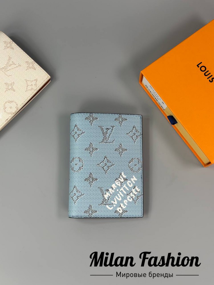 Обложка на паспорт  Louis Vuitton V23541. Вид 1