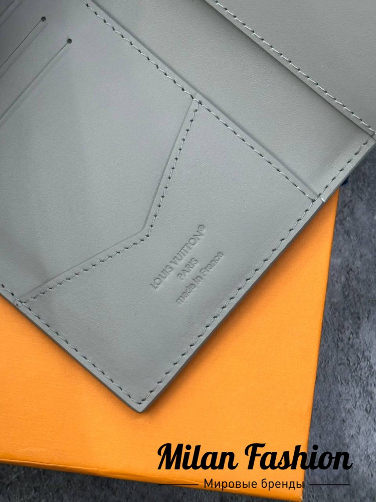 Обложка на паспорт  Louis Vuitton V52466. Вид 3