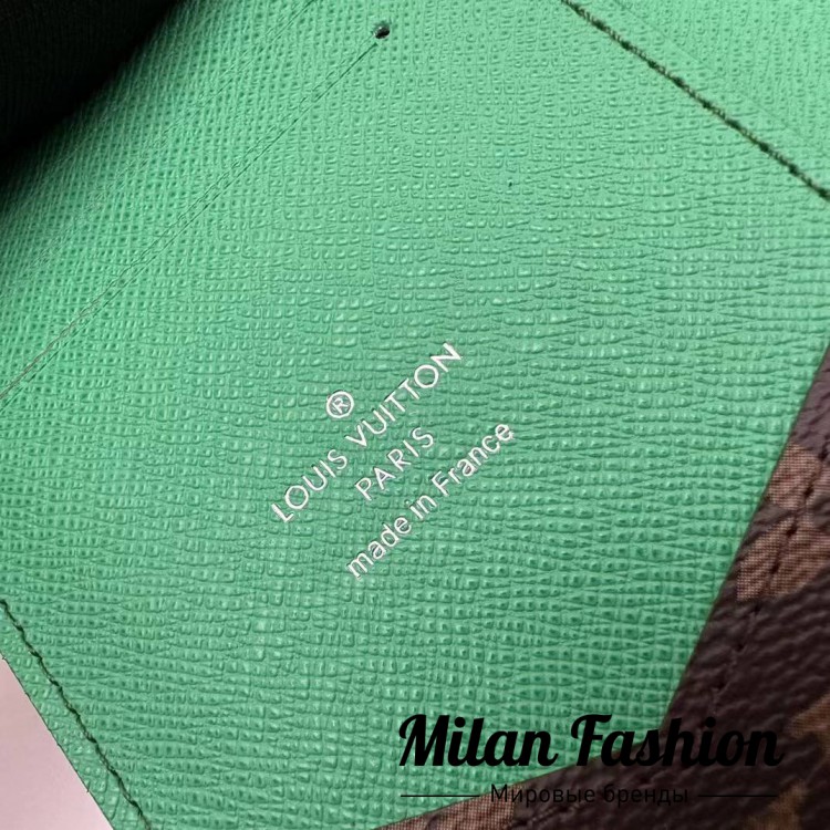 Обложка на паспорт Louis Vuitton V48720. Вид 2
