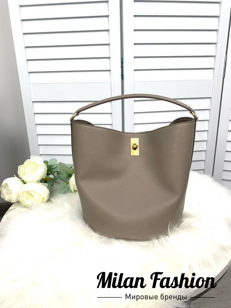 Сумка Bucet 16 Celine V33522. Вид 1