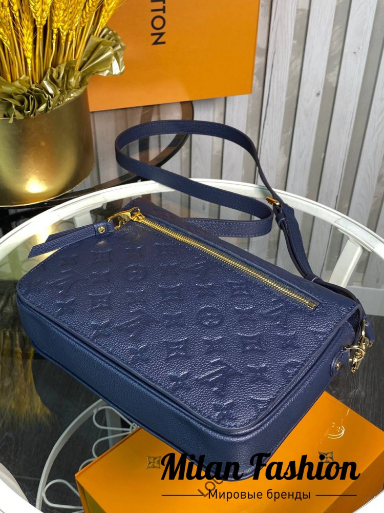 Сумка Pochette Metis Louis Vuitton V33857. Вид 4