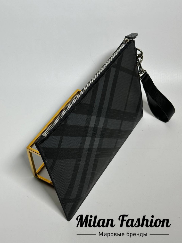 Папка  Burberry V33859. Вид 3