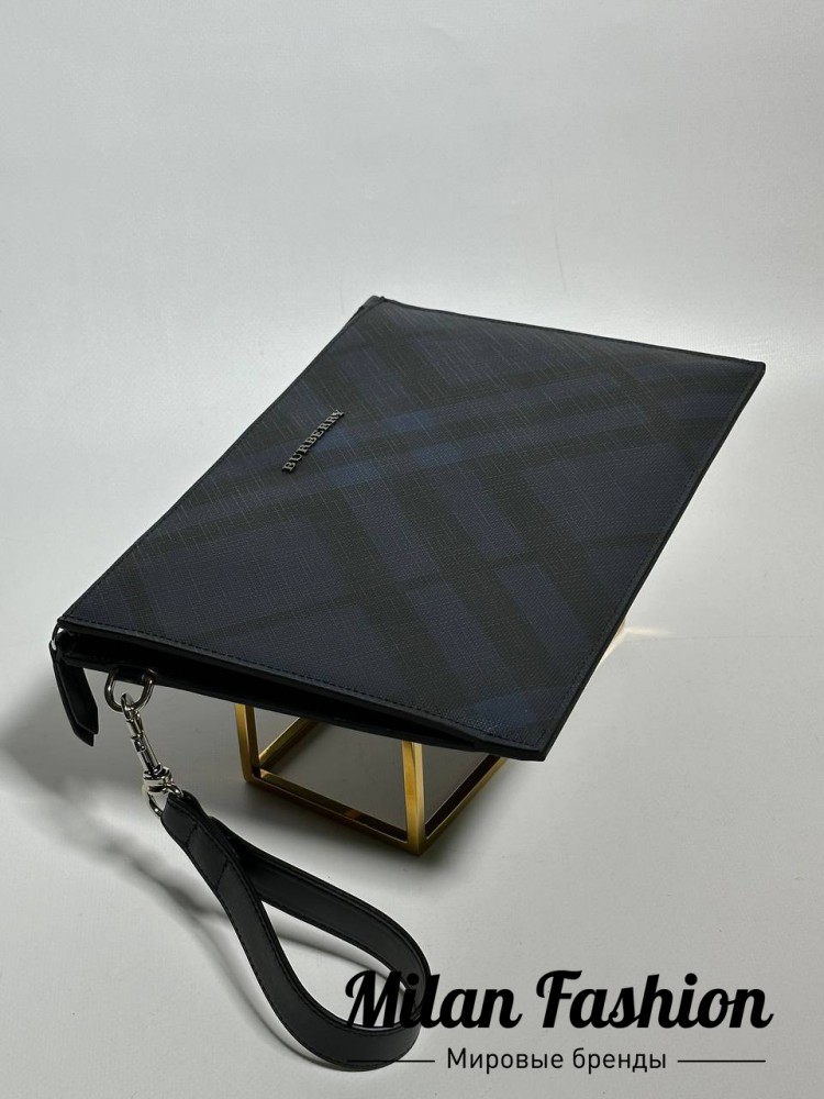 Папка  Burberry V35790. Вид 3