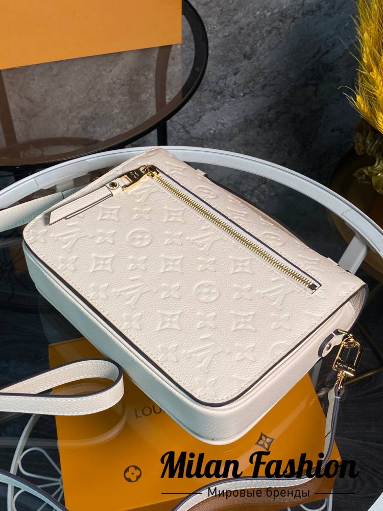 Сумка  Metis Louis Vuitton V39611. Вид 3