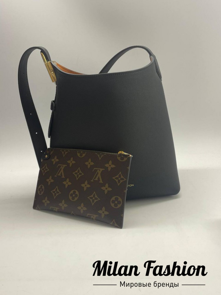 Сумка Low Key Hobo Louis Vuitton V33586. Вид 2