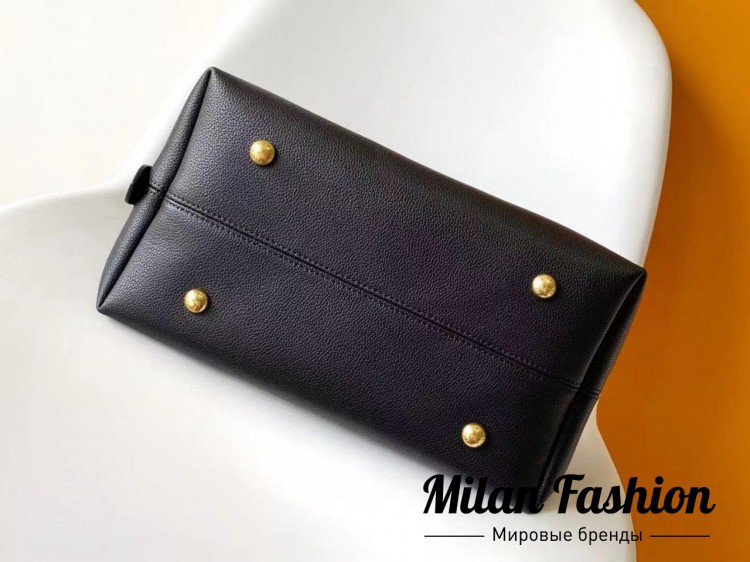 Сумка  Low Key Hobo Louis Vuitton V33584. Вид 2