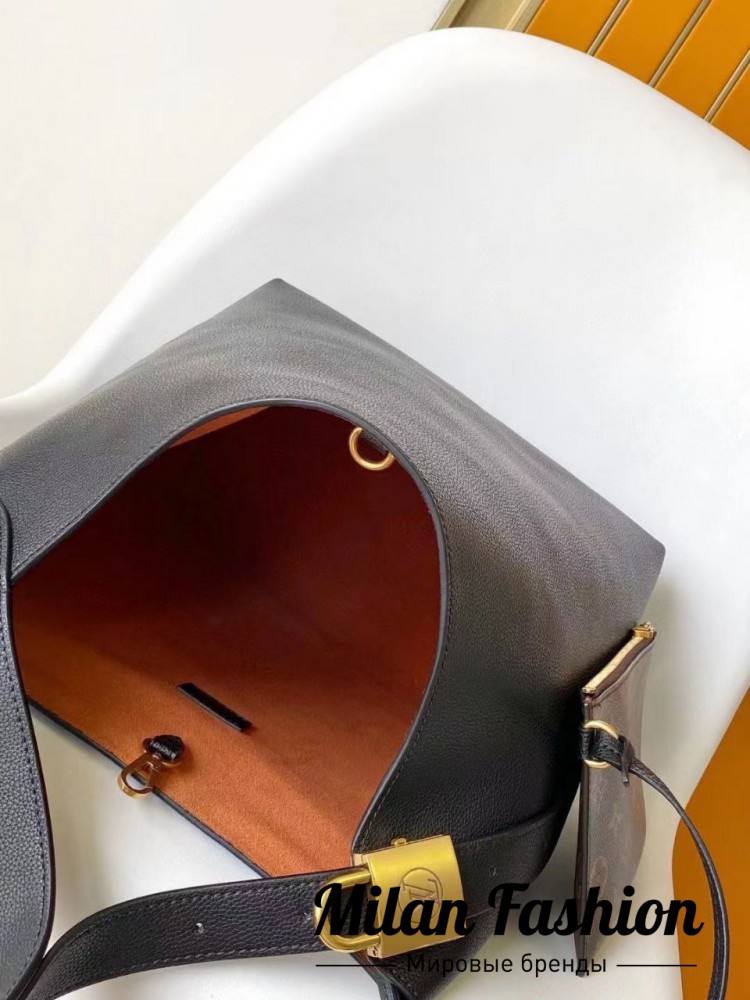 Сумка  Low Key Hobo Louis Vuitton V33584. Вид 9