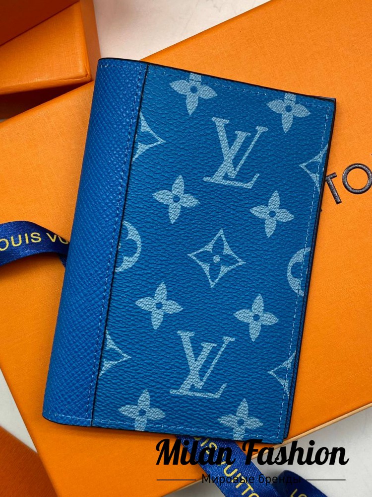 Обложка на паспорт  Louis Vuitton V52378. Вид 1