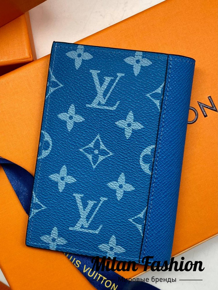 Обложка на паспорт  Louis Vuitton V52378. Вид 2