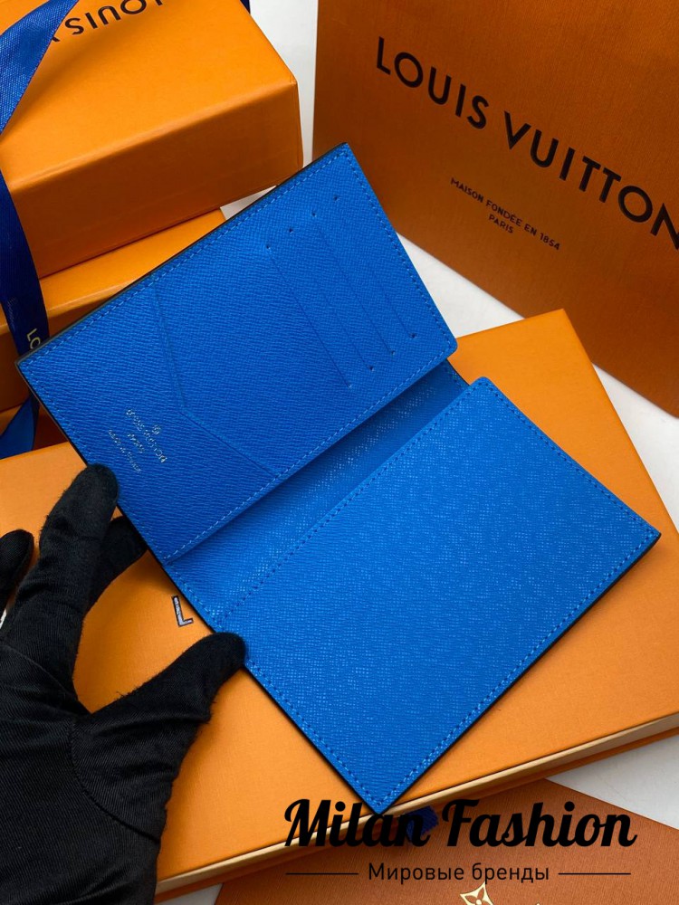 Обложка на паспорт  Louis Vuitton V52378. Вид 3