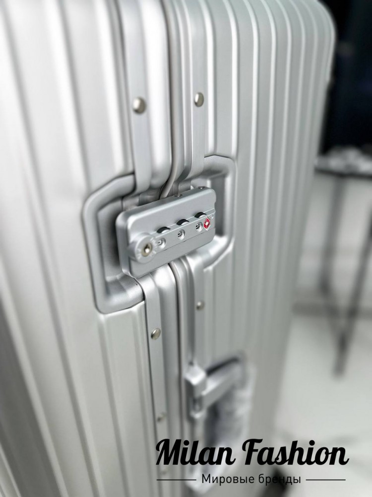 Чемодан Rimova  … V52147. Вид 4