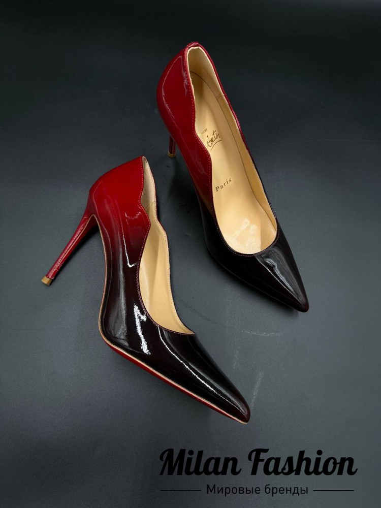 Туфли  Christian Louboutin V33607. Вид 1
