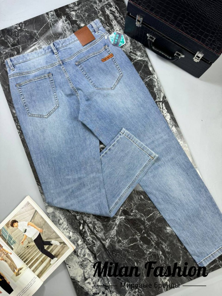 Джинсы  ZEGNA V33442. Вид 2