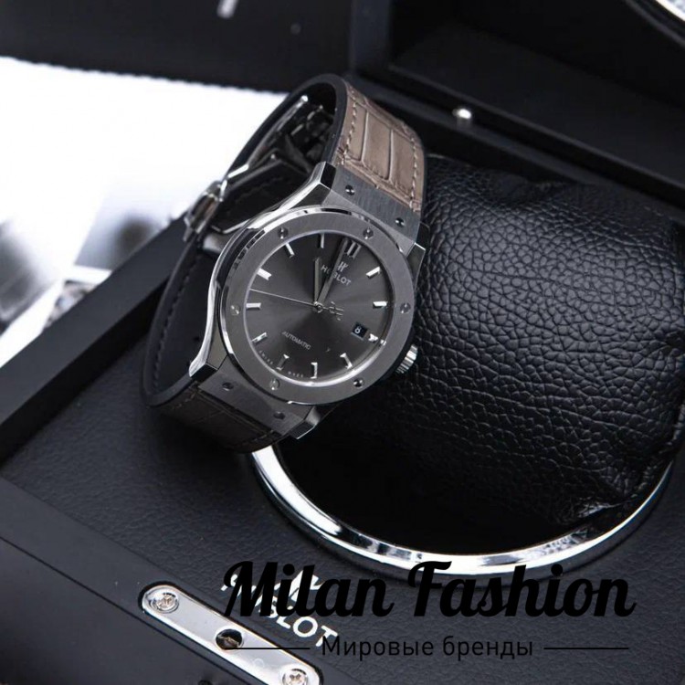 Часы CLASSIC FUSION Hublot V34017. Вид 1