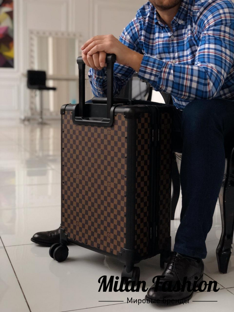 Чемодан Louis Vuitton kf1232. Вид 2
