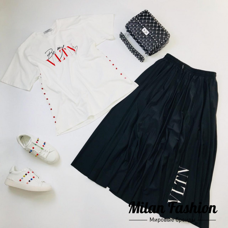 Футболка Valentino an-0322. Вид 1