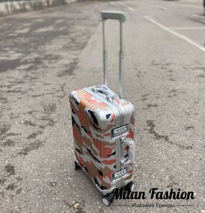 Чемодан  … #V7220