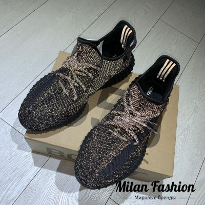 Кроссовки  Adidas Yeezy Boost #v1947