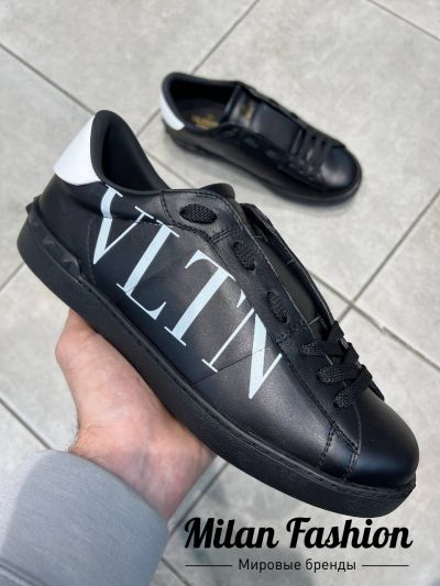Сникерсы  Valentino #V13851