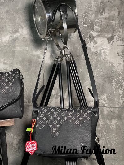 Сумка  Louis Vuitton #V11082
