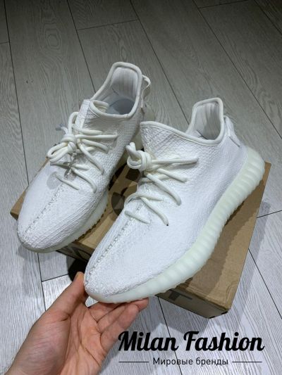 Кроссовки Adidas Yeezy Boost #V4693