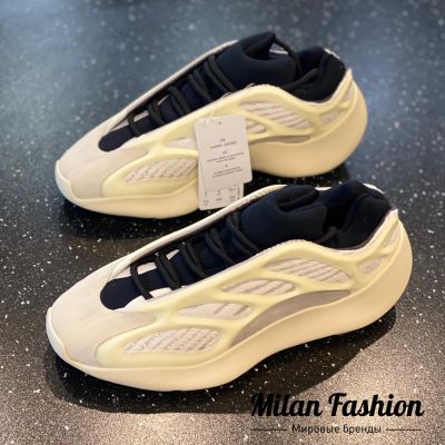 Кроссовки Adidas Yeezy Boost #v2220